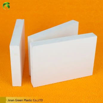 Izvērsts PVC Loksnes