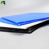 4x8 gofrētas plastmasas loksne